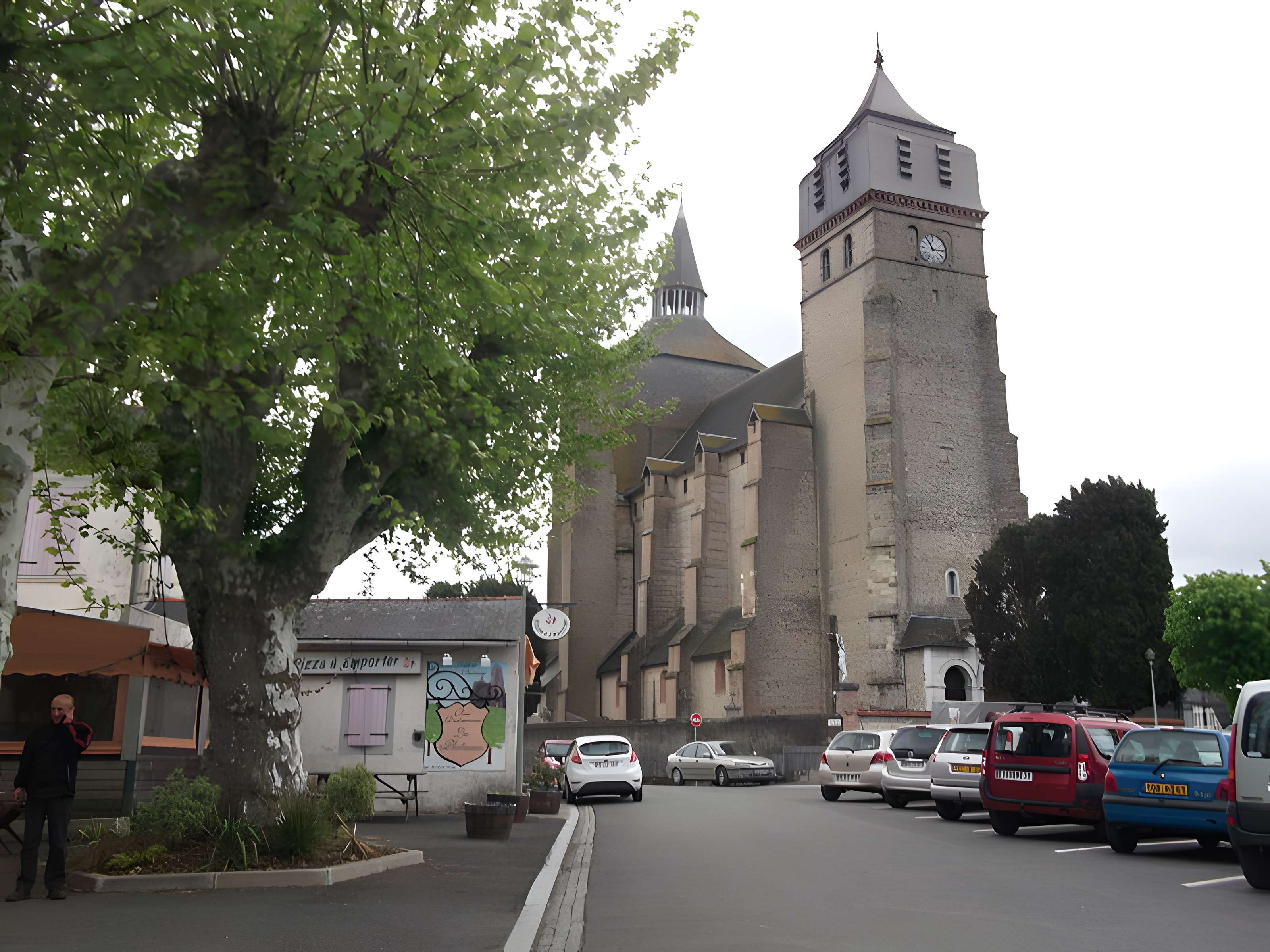 Collégiale Saint-Laurent d'Ibos