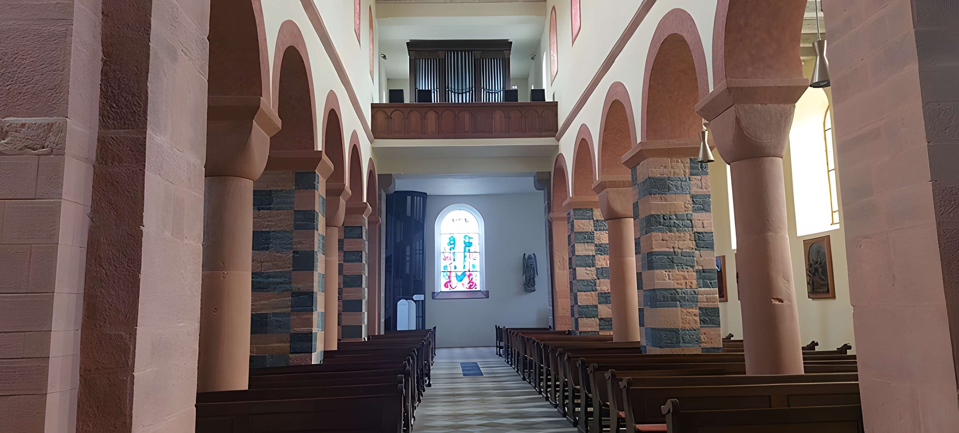 Collégiale Saint-Martin-et-Saint-Arbogast de Surbourg