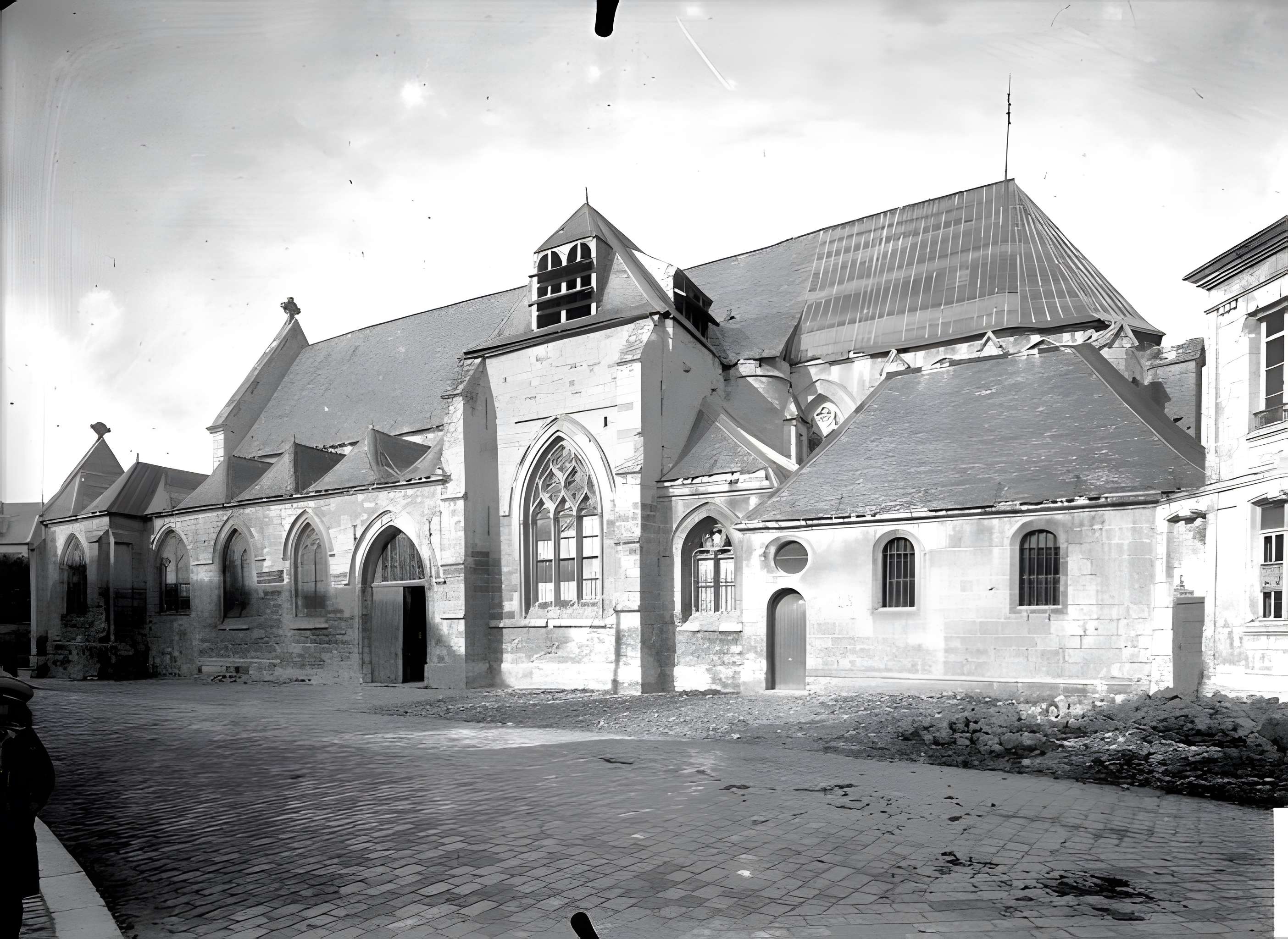 Collégiale Saint-Montain de La Fère