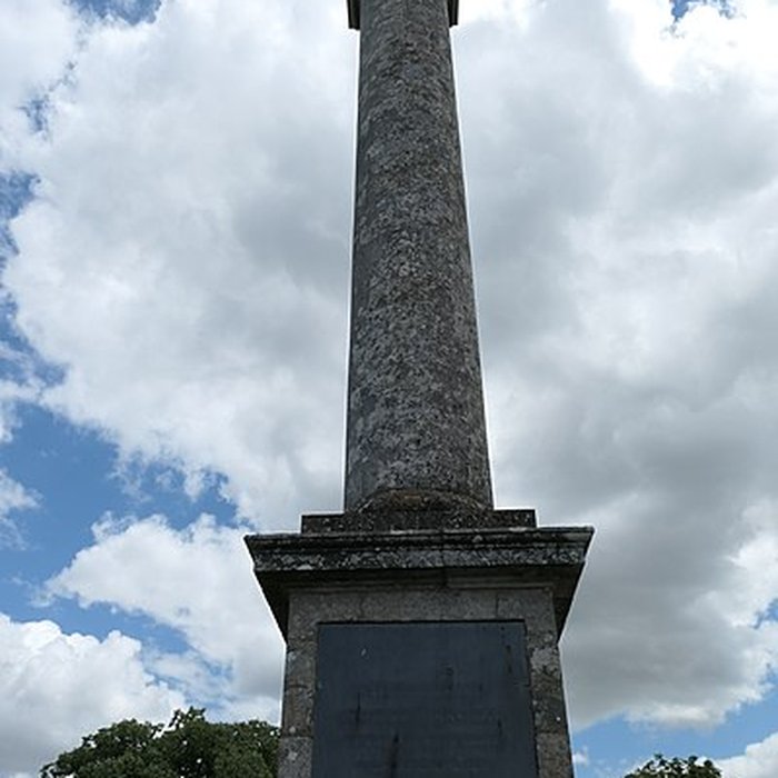 Photo de Colonne de la duchesse dAngoulême à Saint-Florent-le-Vieil
