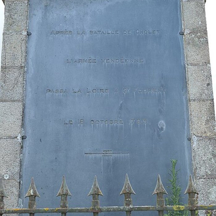 Photo de Colonne de la duchesse dAngoulême à Saint-Florent-le-Vieil