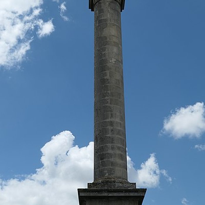 Photo de Colonne de la duchesse dAngoulême à Saint-Florent-le-Vieil