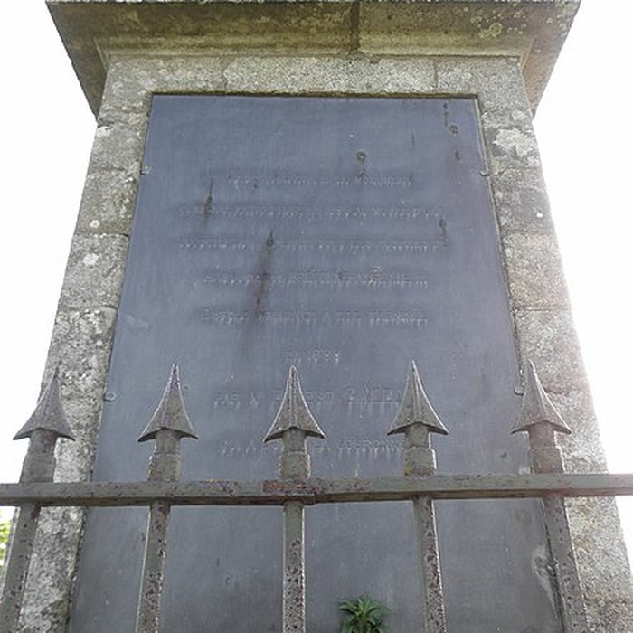 Photo de Colonne de la duchesse dAngoulême à Saint-Florent-le-Vieil