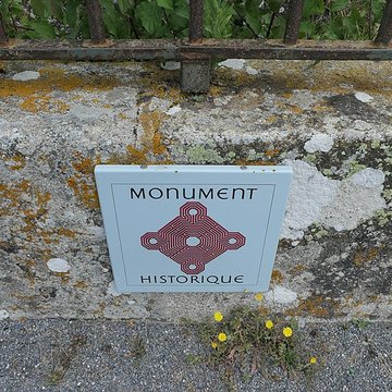 Colonne de la duchesse dAngoulême à Saint-Florent-le-Vieil