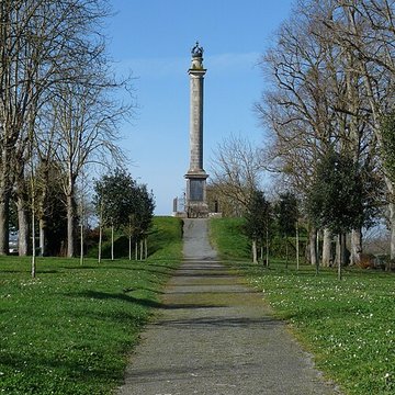 Colonne de la duchesse dAngoulême à Saint-Florent-le-Vieil