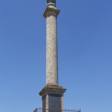 Colonne de la duchesse dAngoulême à Saint-Florent-le-Vieil
