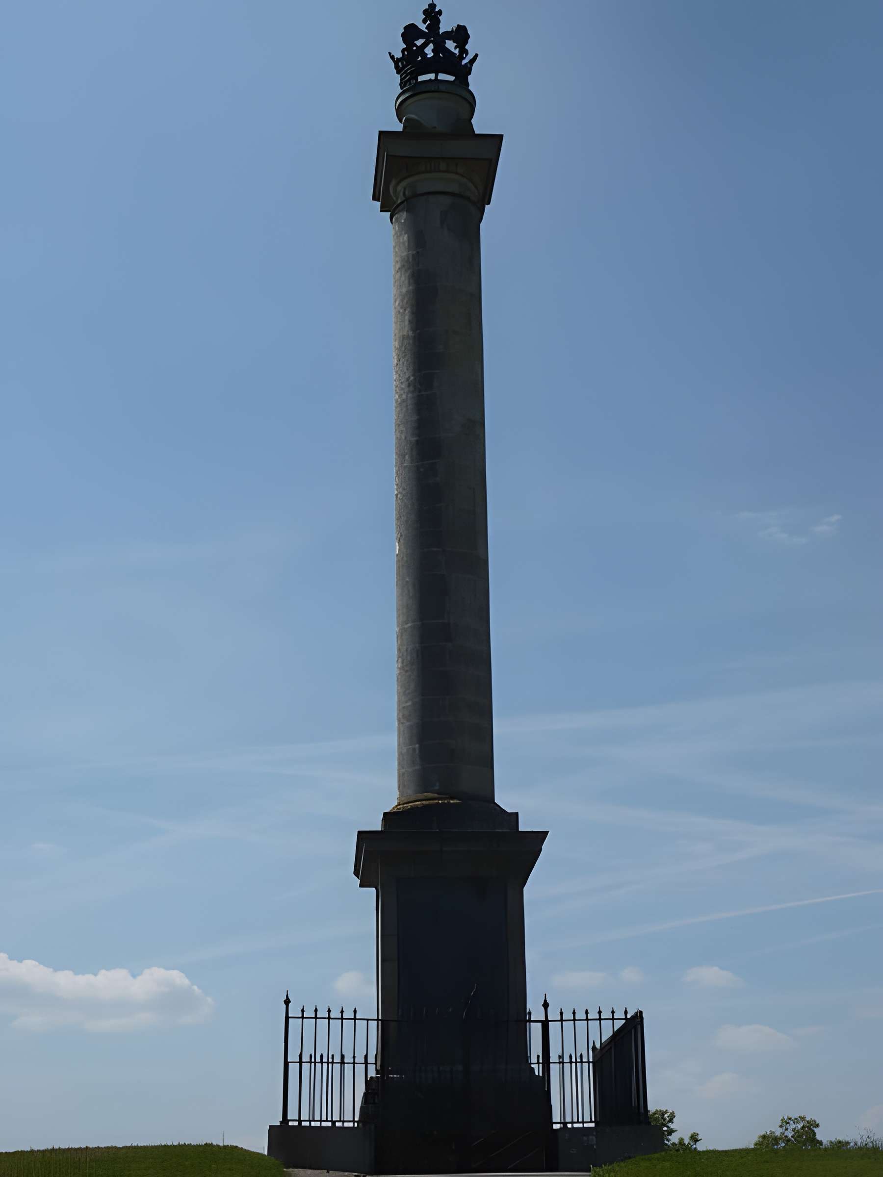 Colonne de la duchesse d'Angoulême à Saint-Florent-le-Vieil 