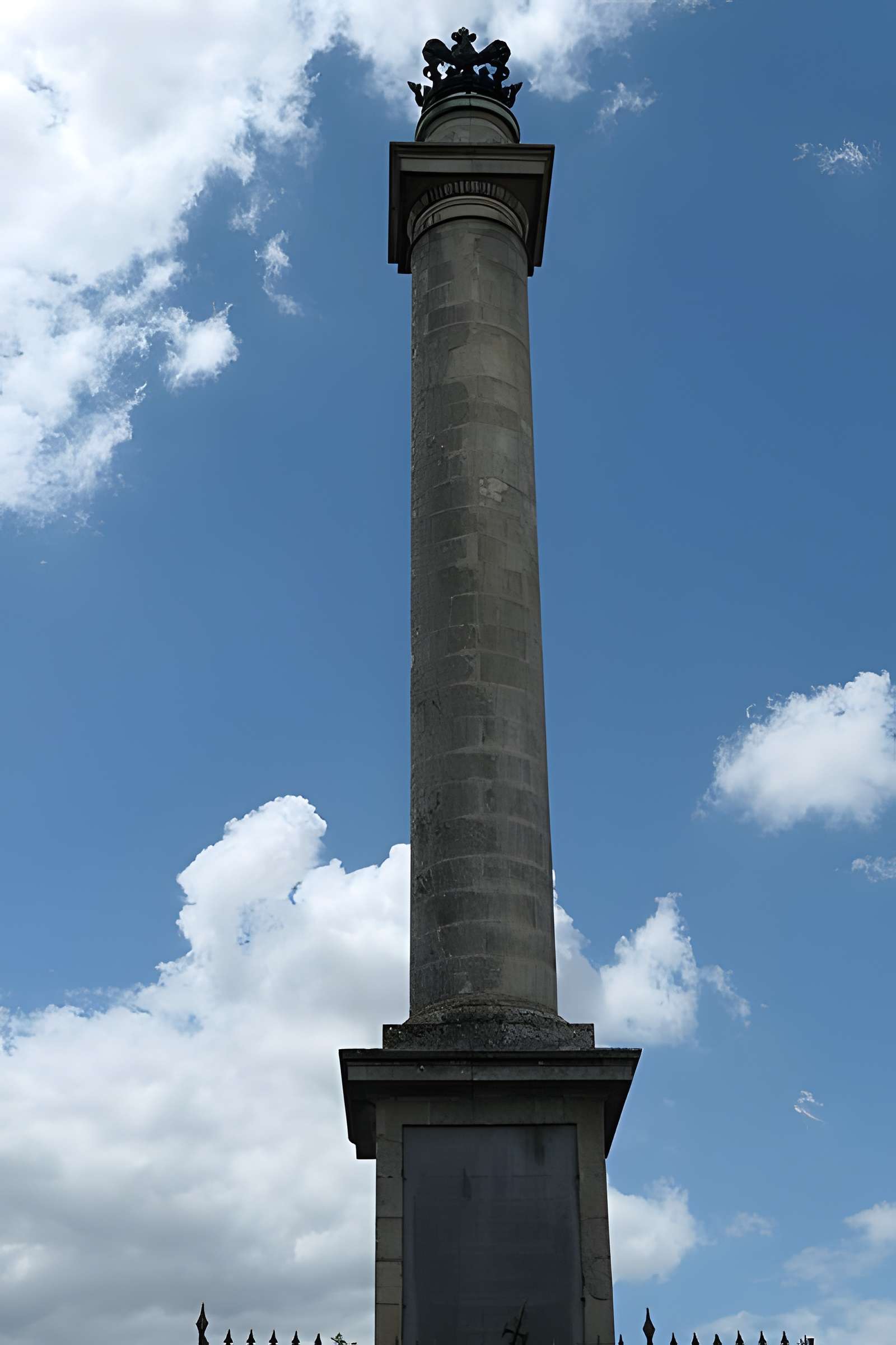 Colonne de la duchesse d'Angoulême à Saint-Florent-le-Vieil