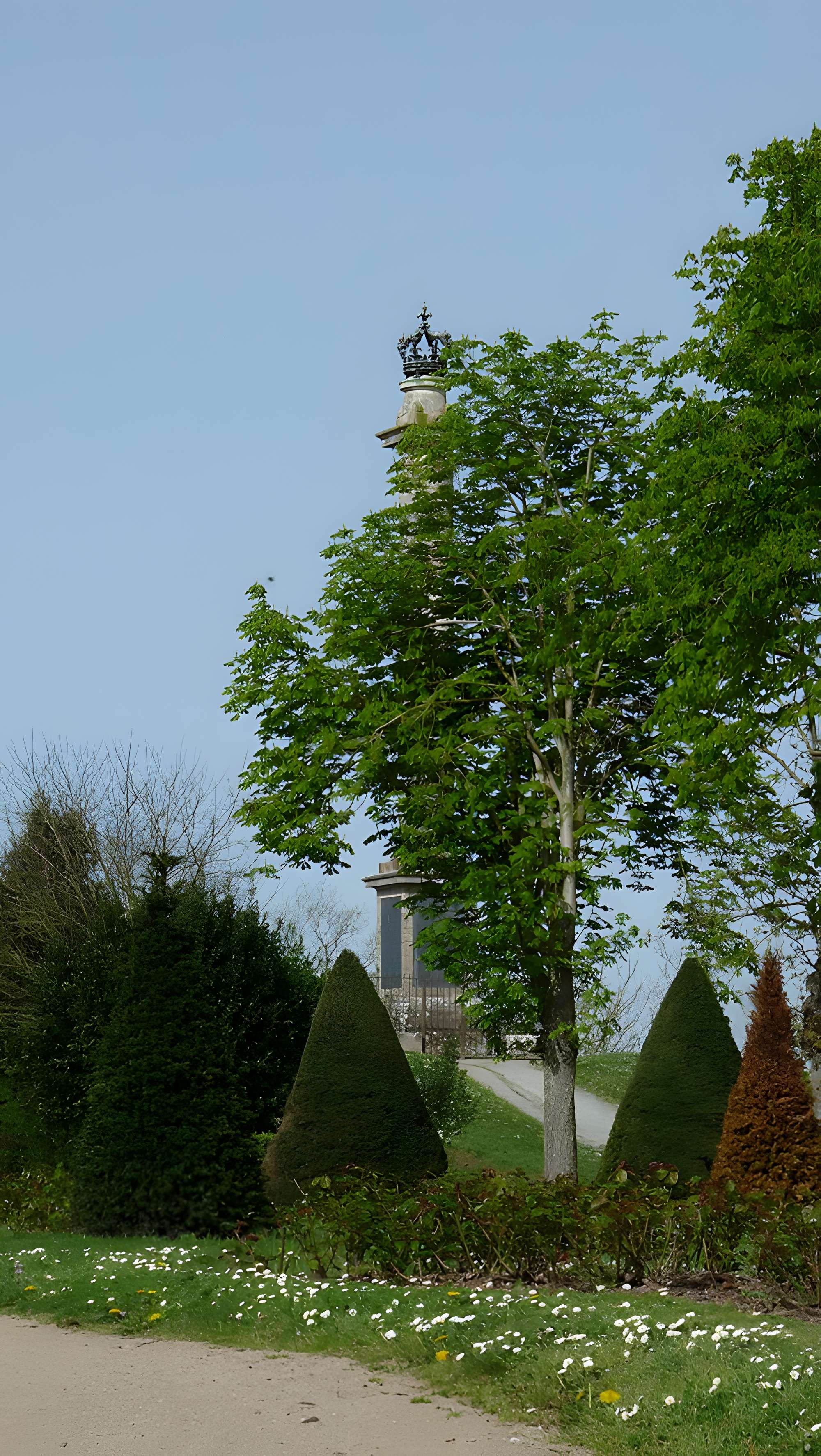 Colonne de la duchesse d'Angoulême à Saint-Florent-le-Vieil