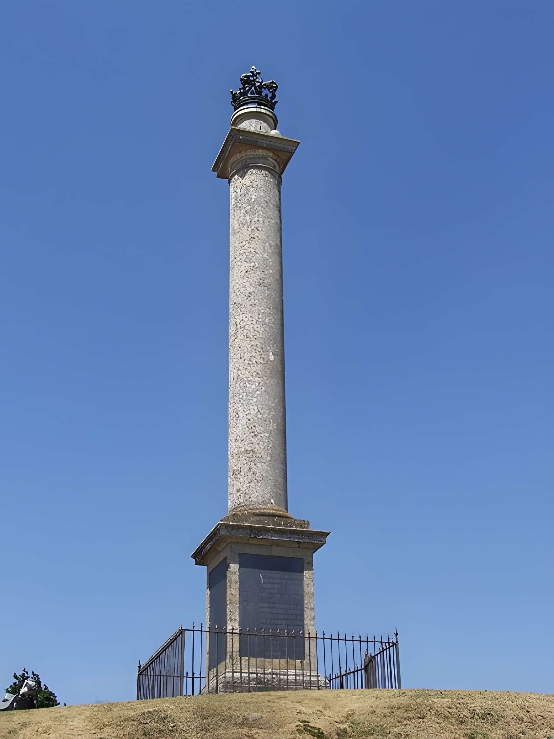 Colonne de la duchesse d'Angoulême à Saint-Florent-le-Vieil