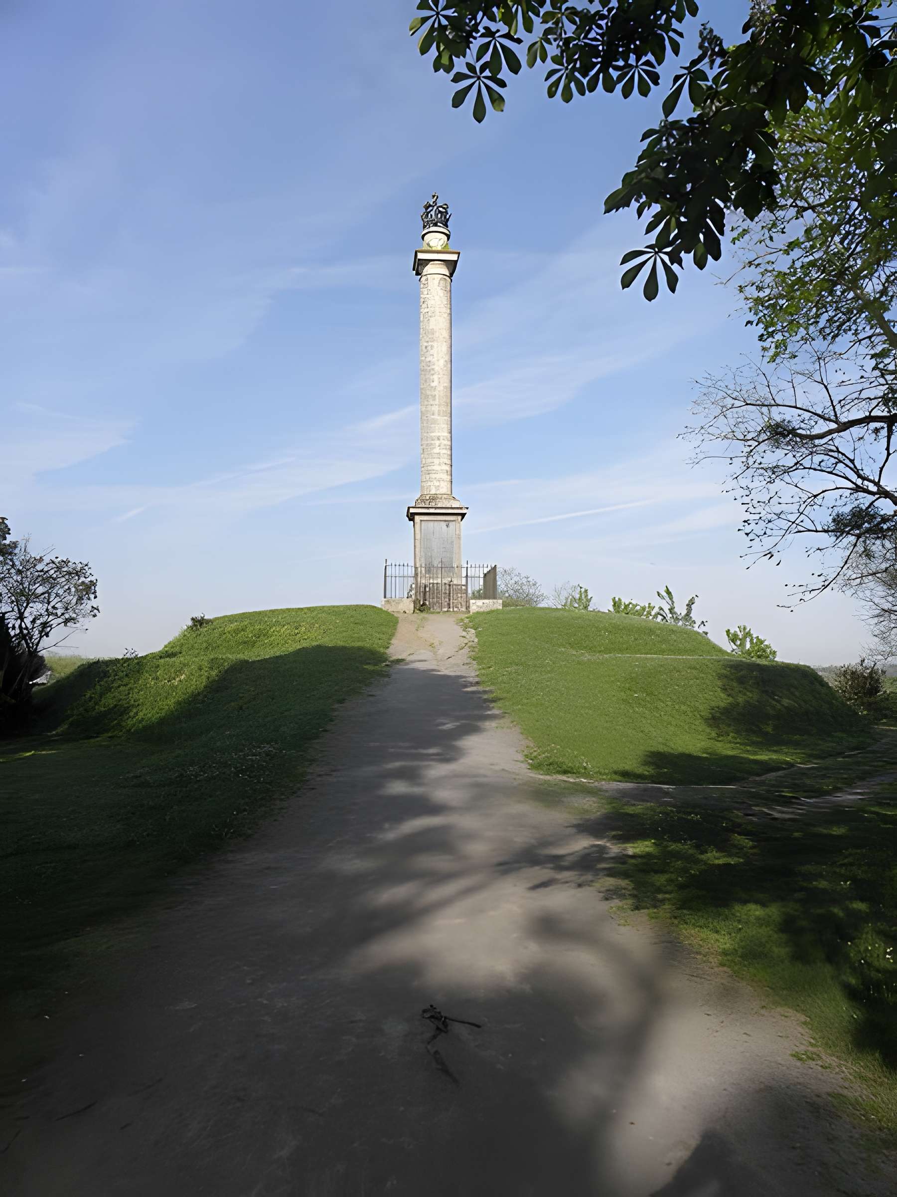 Colonne de la duchesse d'Angoulême à Saint-Florent-le-Vieil
