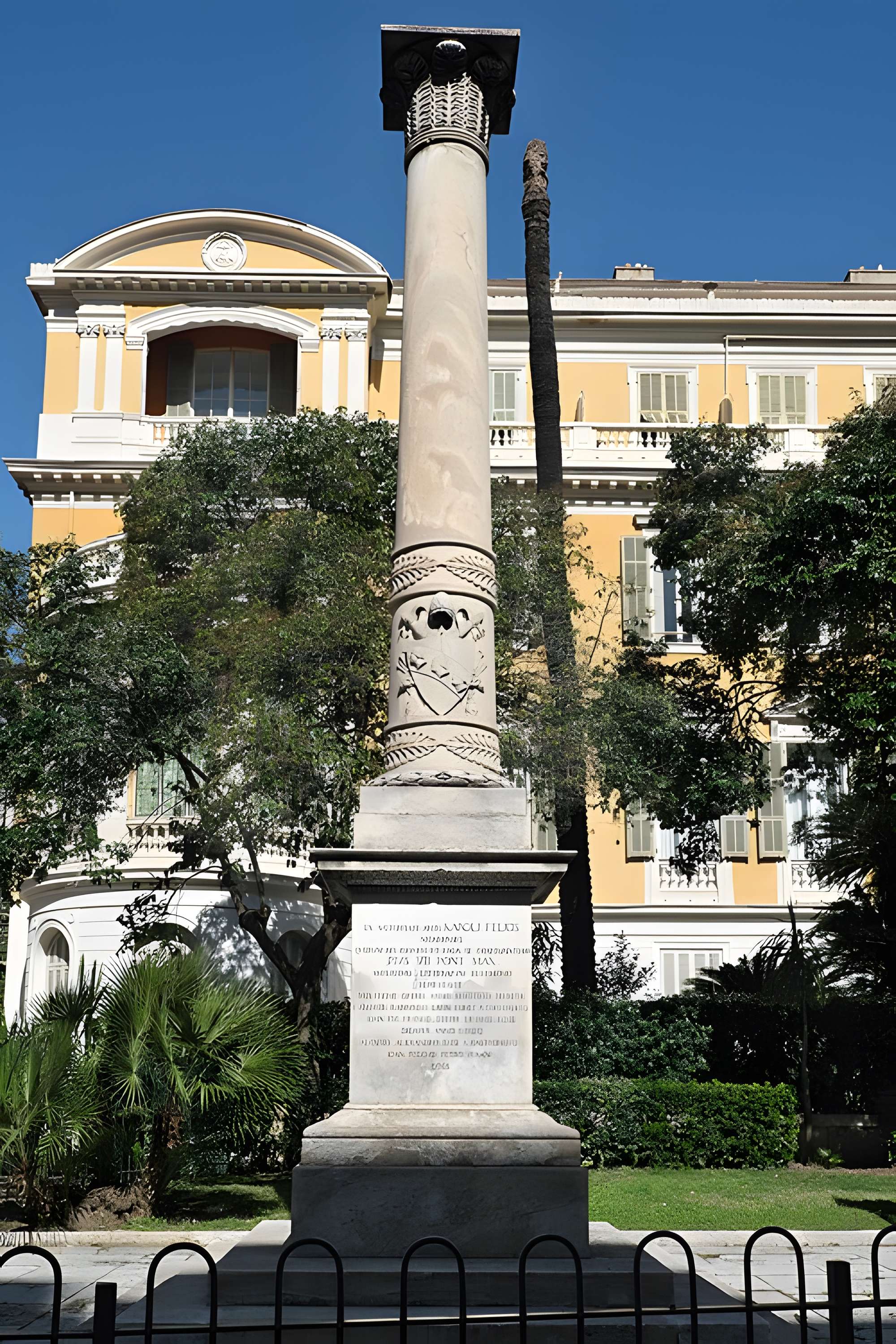 Colonne du pape à Nice 
