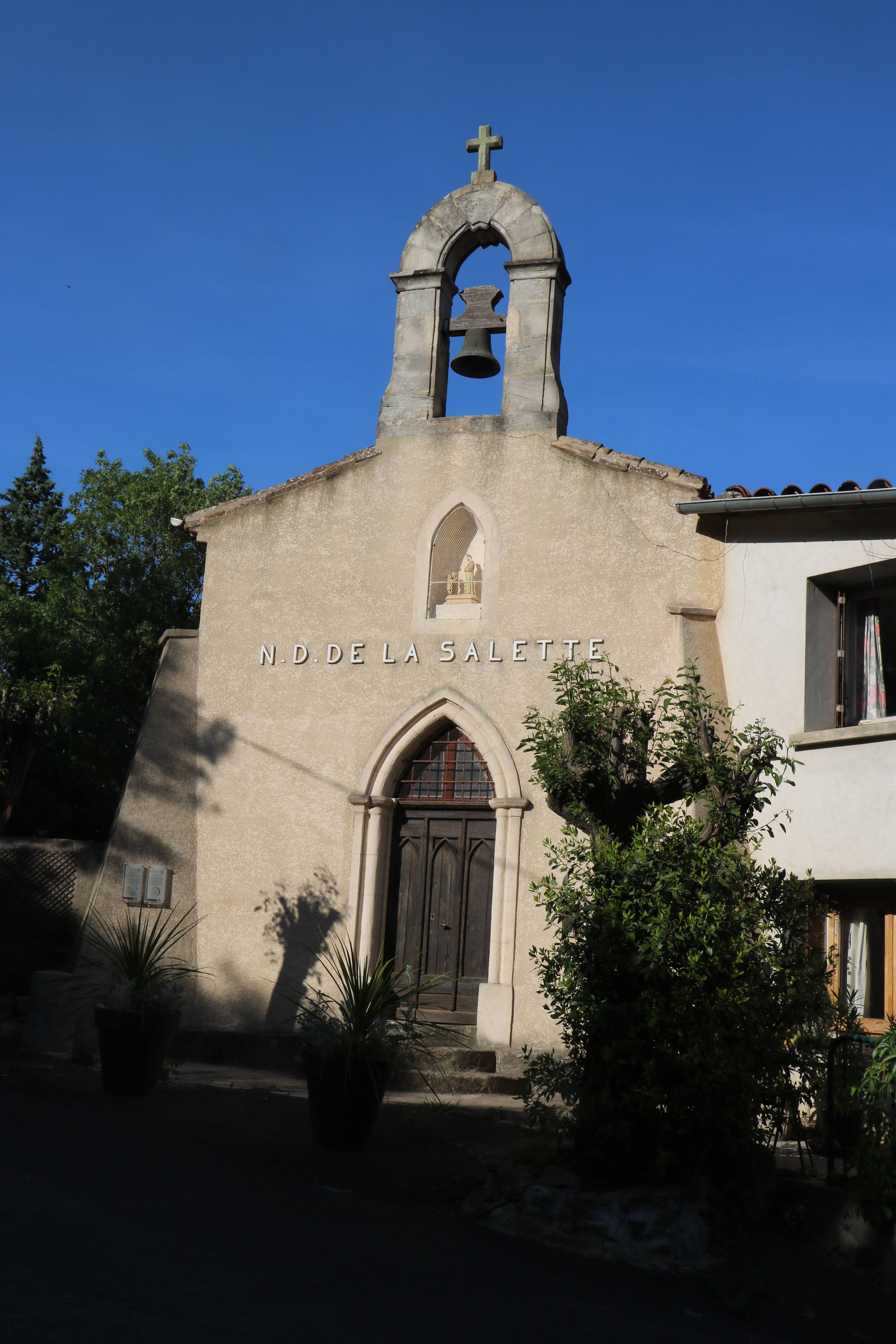 Photo de 马斯鲁茹圣母堂