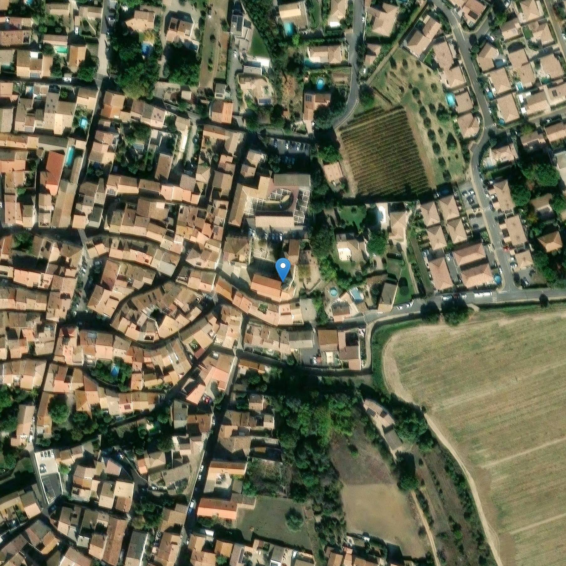 Photo de マルウスサンのトリニティ教会