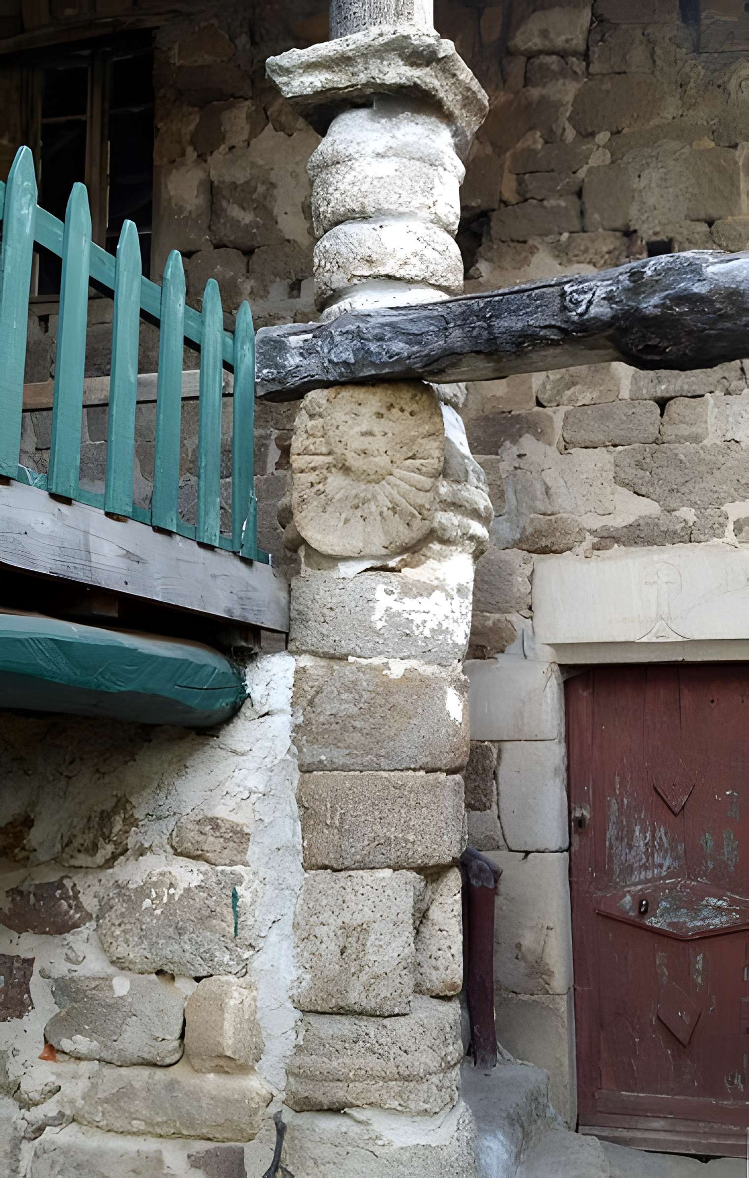 Colonne solaire du Balayn de Saint-Félicien 