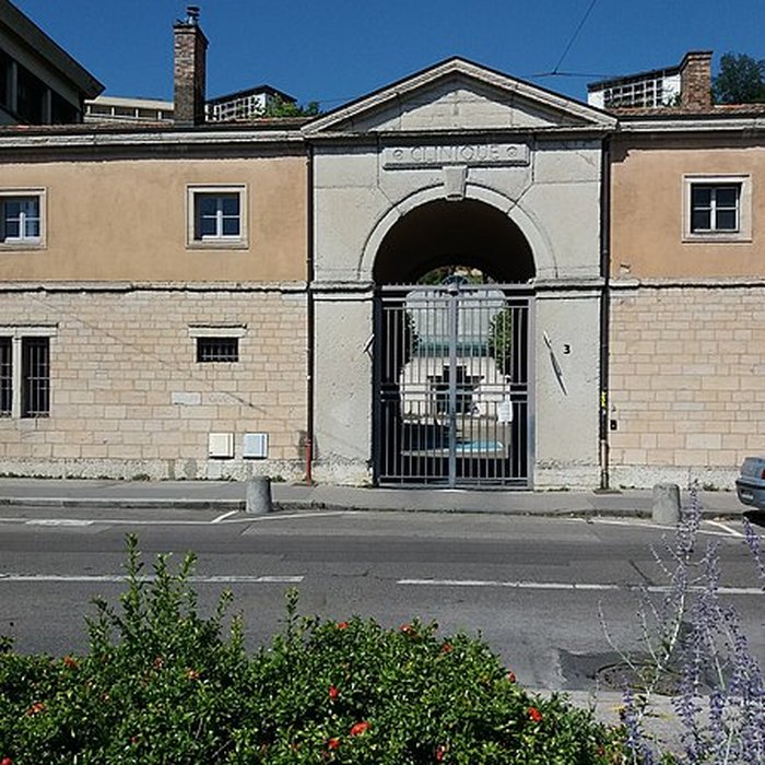 Photo de Ancien couvent des Dames de Sainte-Elisabeth, ancienne école nationale vétérinaire, actuellement Conservatoire national supérieur de musique et de danse de Lyon