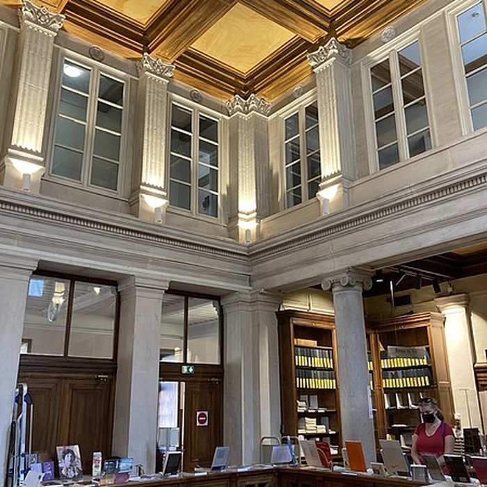 Photo de Ancien couvent des Dames de Sainte-Elisabeth, ancienne école nationale vétérinaire, actuellement Conservatoire national supérieur de musique et de danse de Lyon