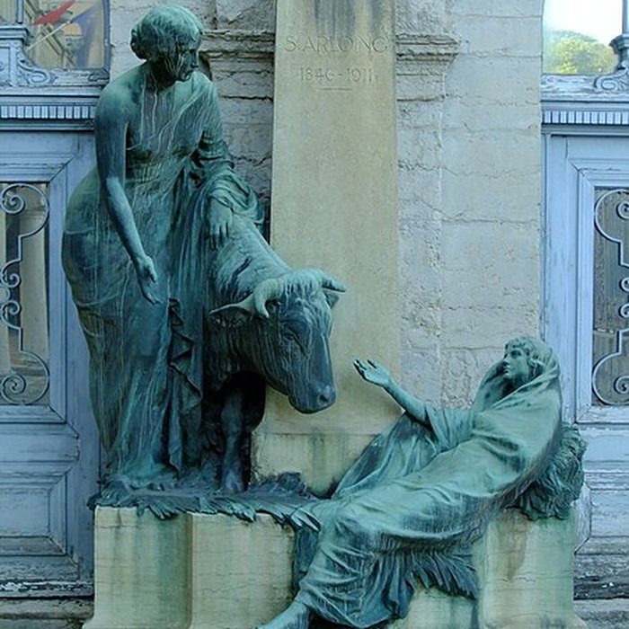 Photo de Ancien couvent des Dames de Sainte-Elisabeth, ancienne école nationale vétérinaire, actuellement Conservatoire national supérieur de musique et de danse de Lyon