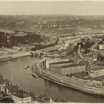 Ancien couvent des Dames de Sainte-Elisabeth, ancienne école nationale vétérinaire, actuellement Conservatoire national supérieur de musique et de danse de Lyon