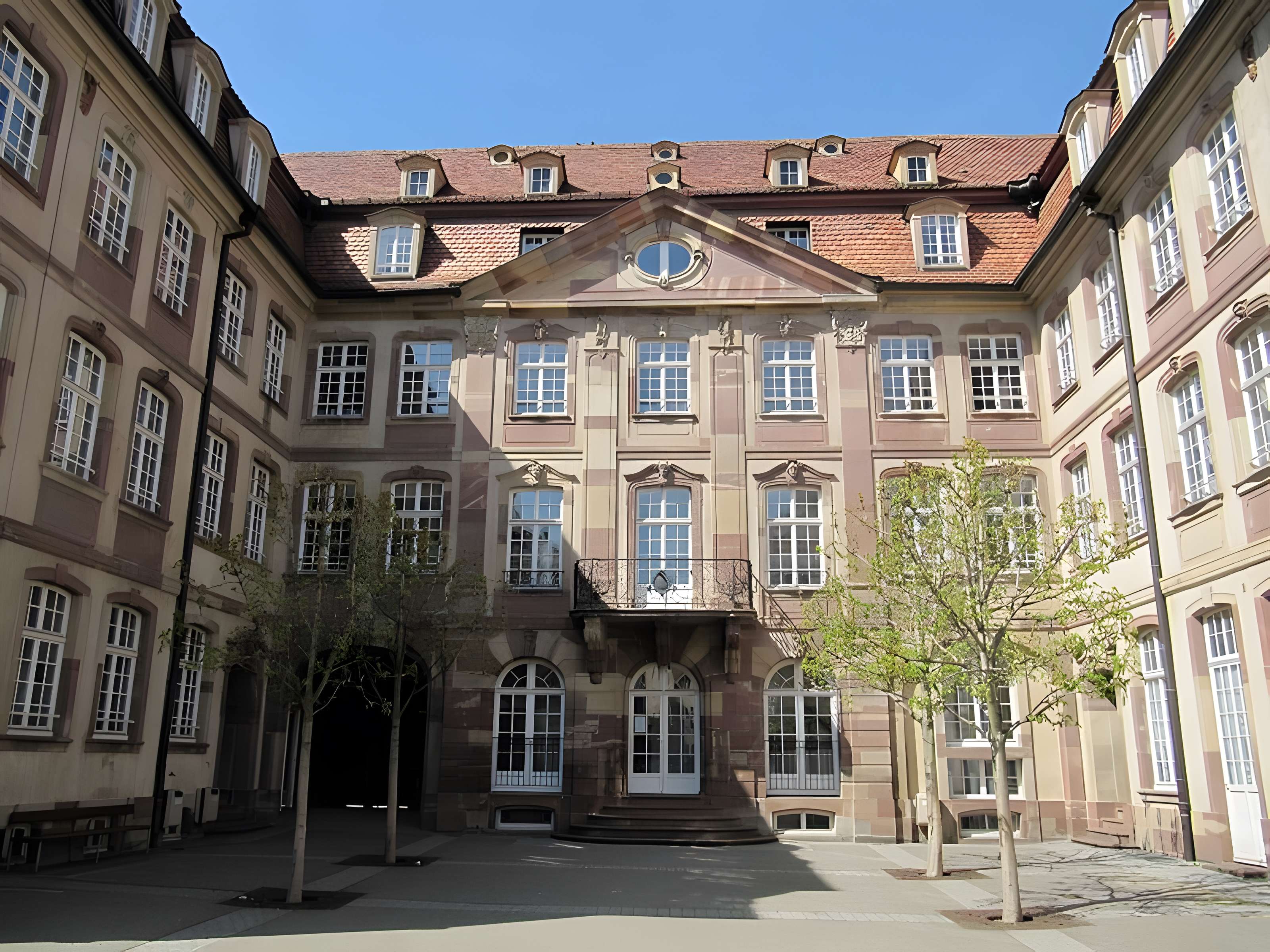Cour des Couples de Strasbourg 