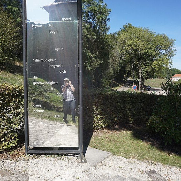Photo de Ruines du château de Mensberg, dit aussi château de Malbrouck