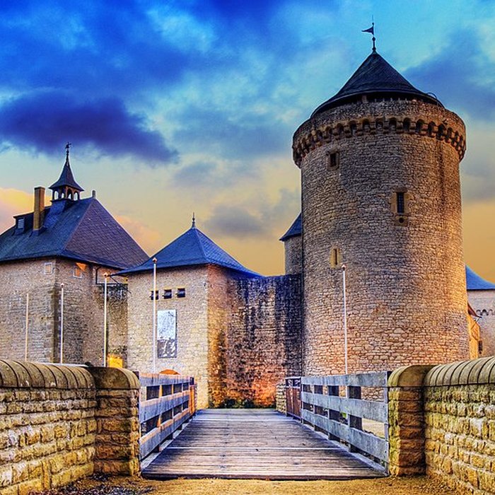 Photo de Ruines du château de Mensberg, dit aussi château de Malbrouck