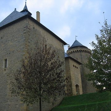 Ruines du château de Mensberg, dit aussi château de Malbrouck