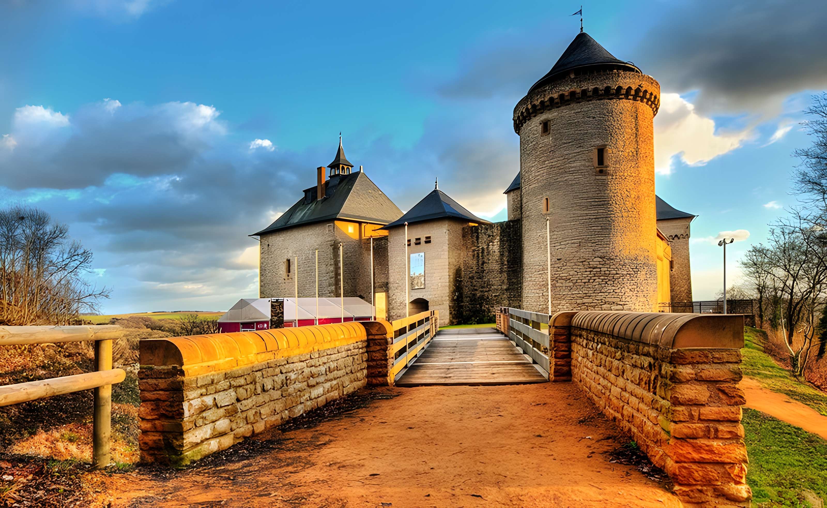 Ruines du château de Mensberg, dit aussi château de Malbrouck