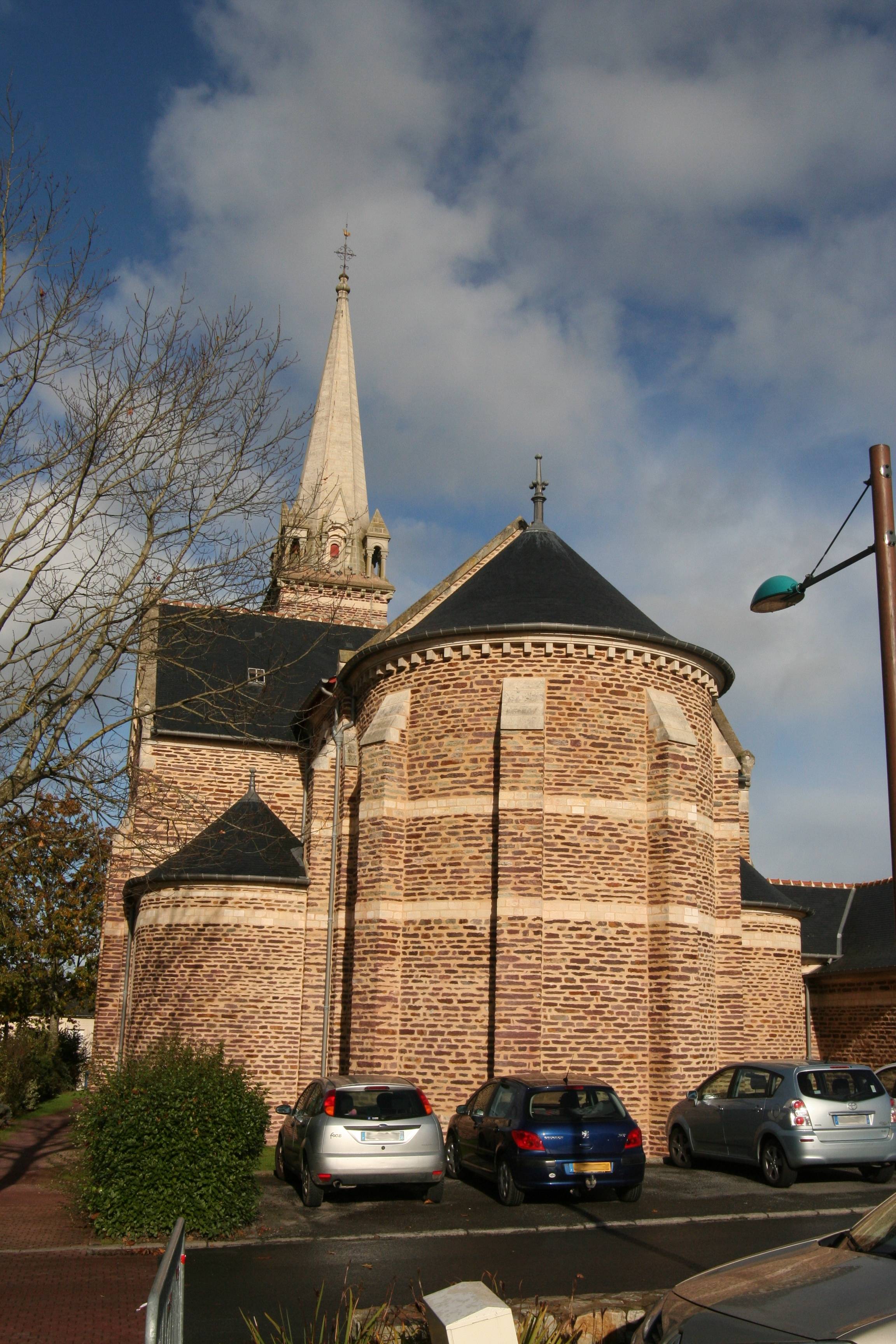 Photo de Église Saint-Joseph de La Chapelle-des-Fougeretz