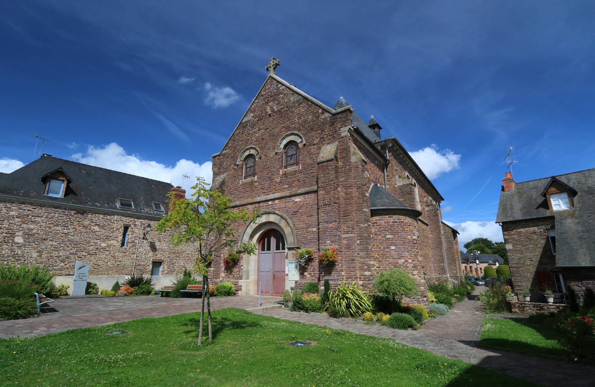 Photo de Église Saint-André de Lohéac