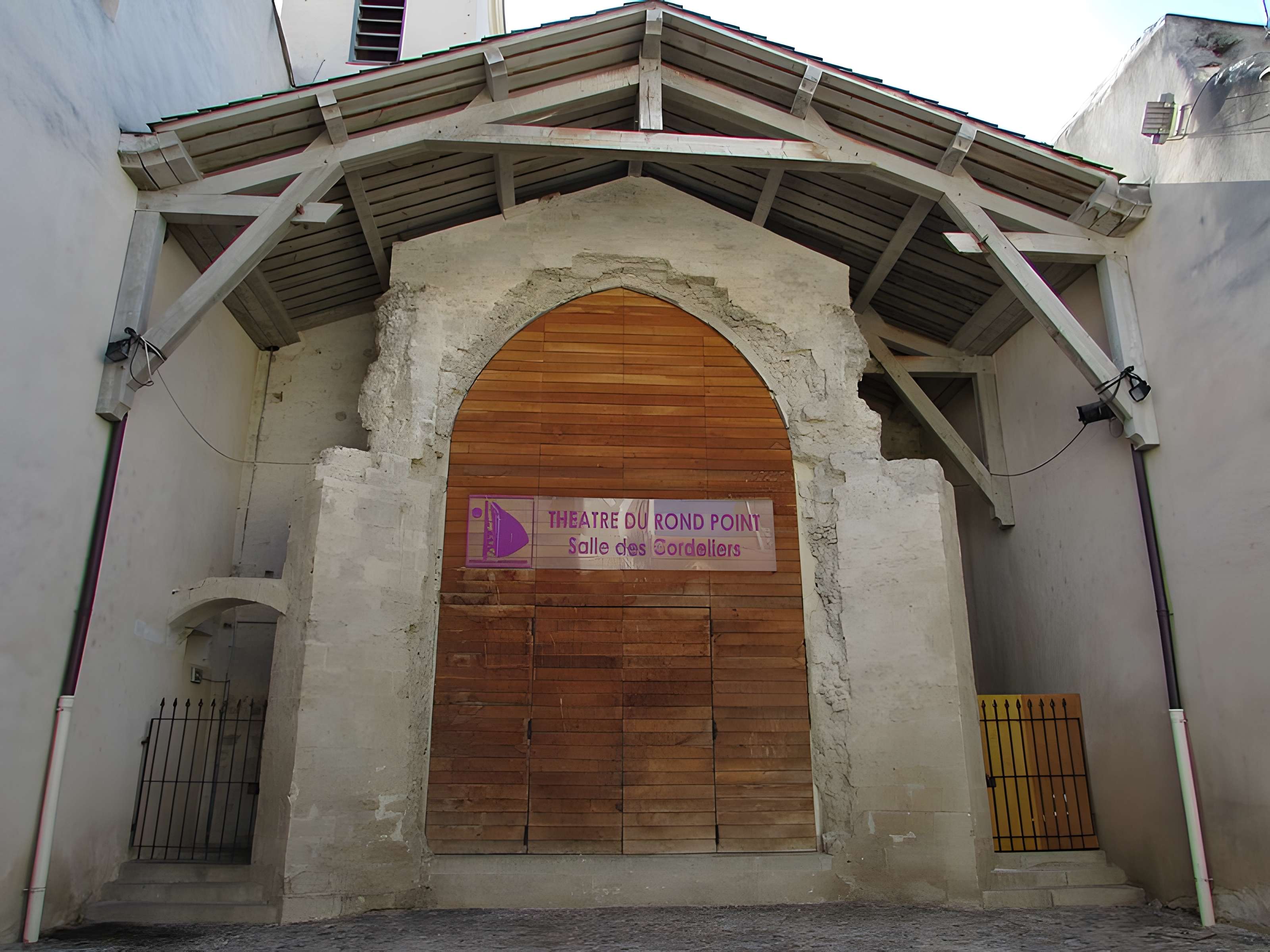 Couvent des Cordeliers de Valréas