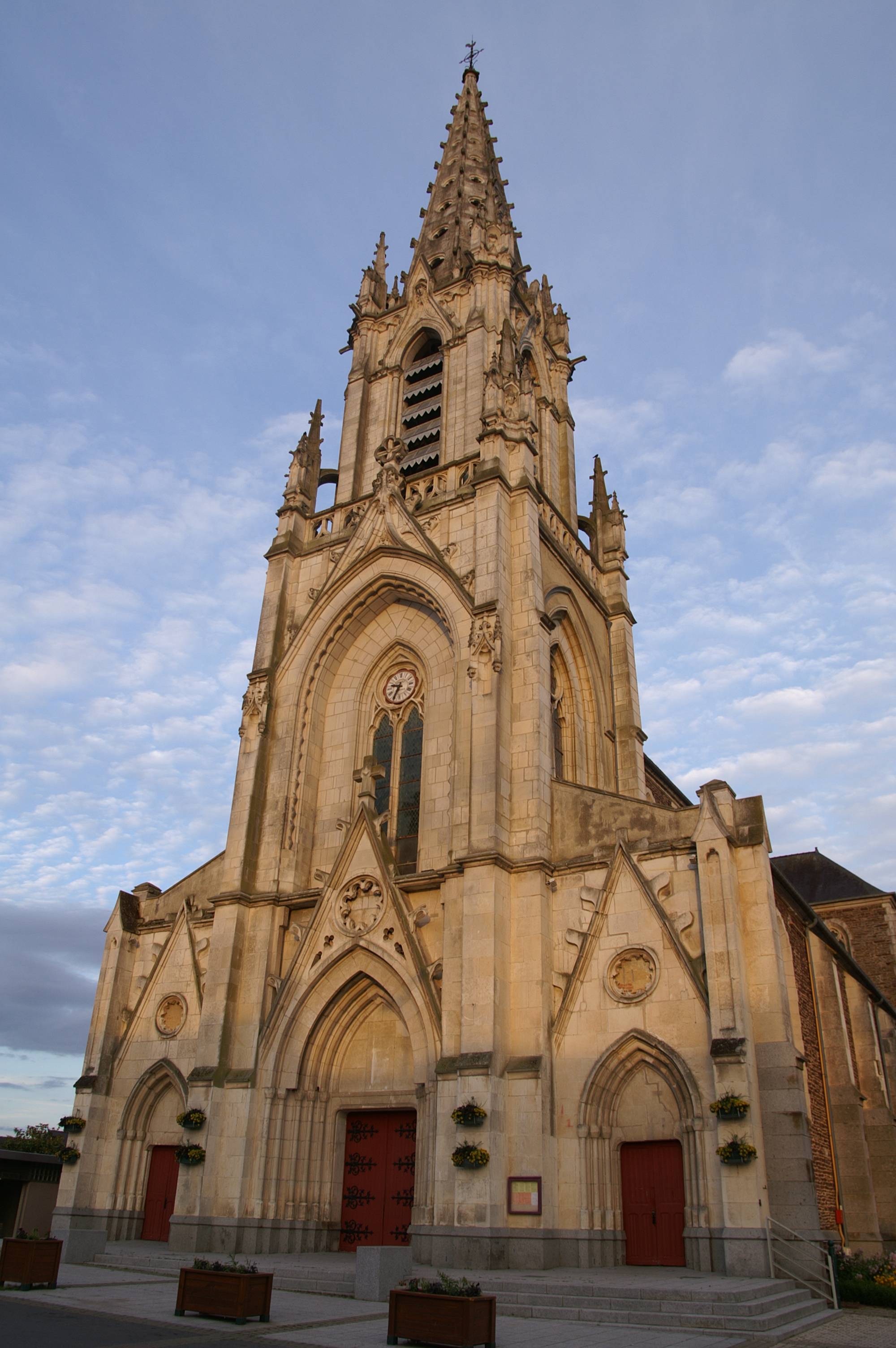 Photo de Église Saint-Pierre de Mordelles