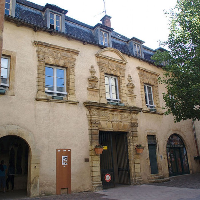 Photo de Couvent des Pénitents de Saint-Geniez-dOlt
