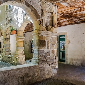 Couvent des Pénitents de Saint-Geniez-dOlt