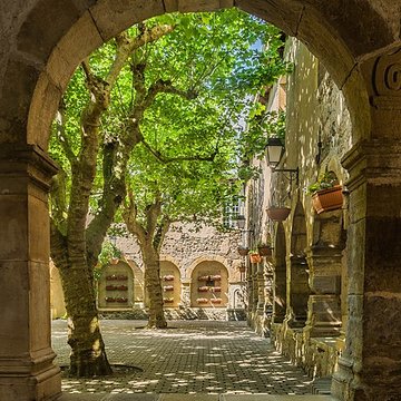 Couvent des Pénitents de Saint-Geniez-dOlt