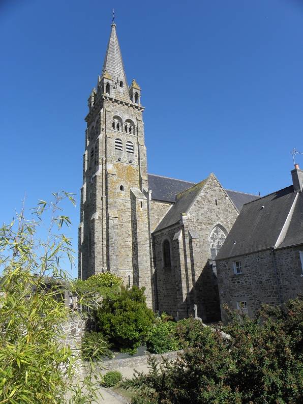 Photo de Église Saint-Pierre de Saint-Père-Marc-en-Poulet