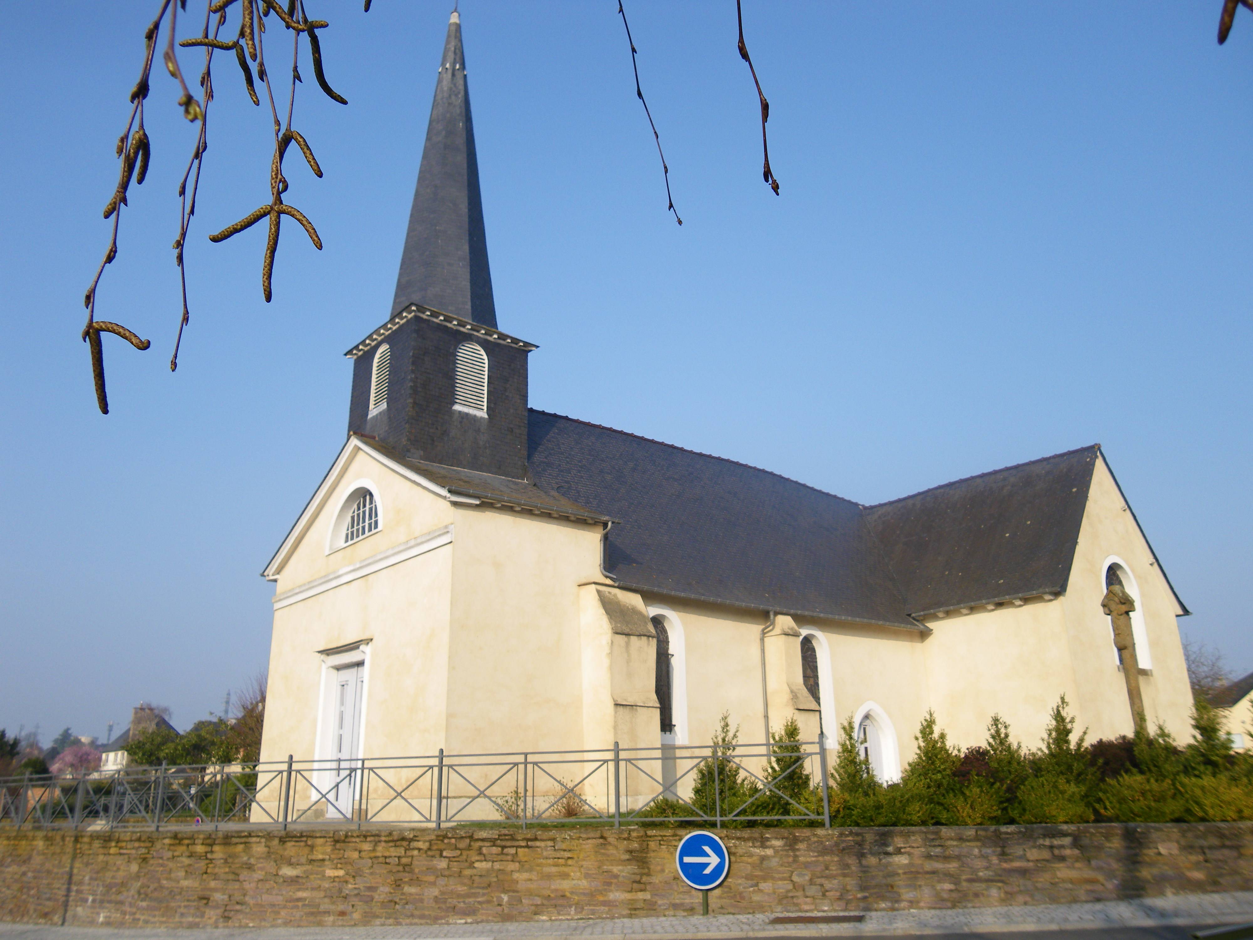 Photo de Église Saint-Pierre de Vezin-le-Coquet