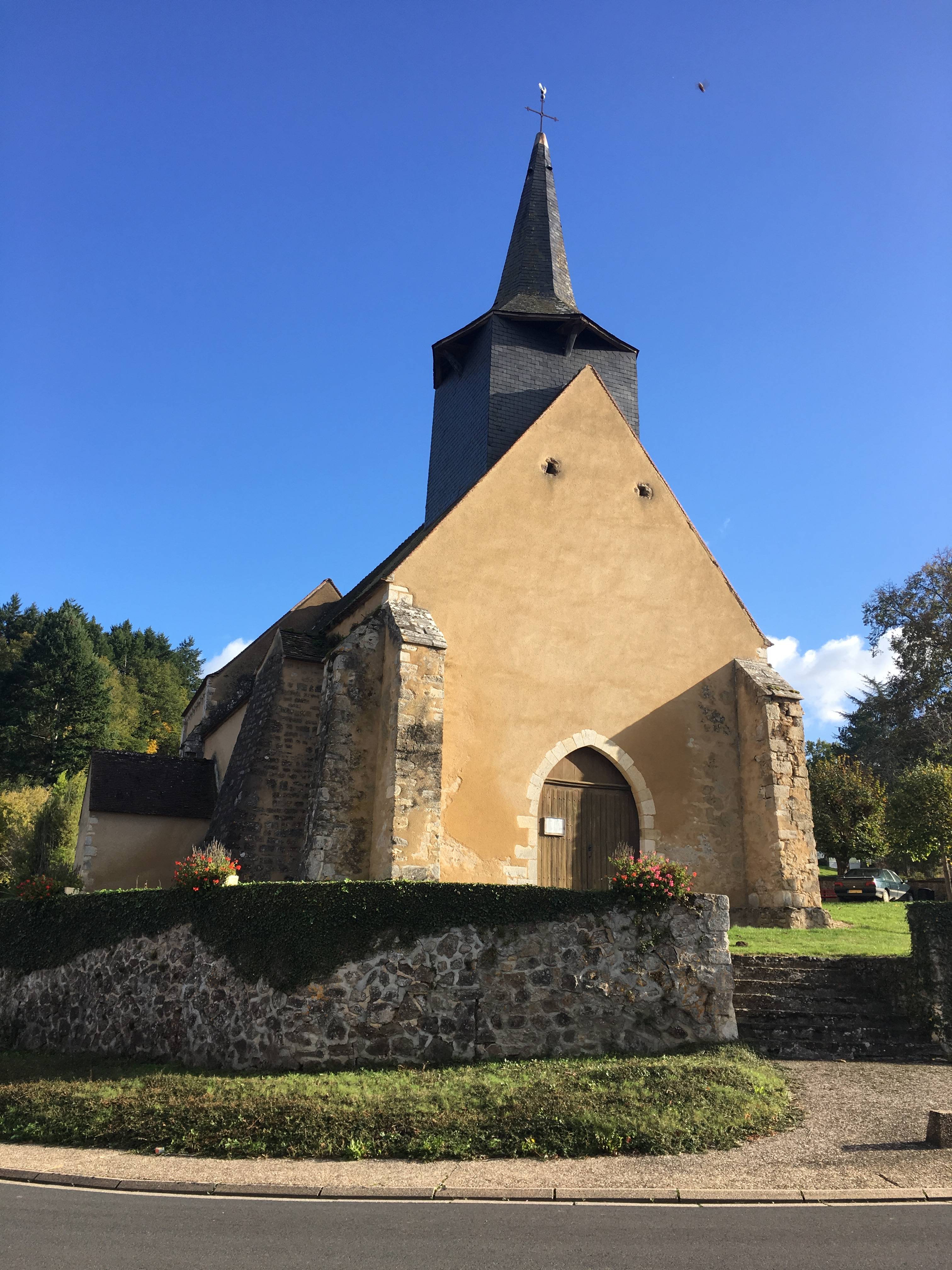 Photo de Saint-Denis du Pin Church