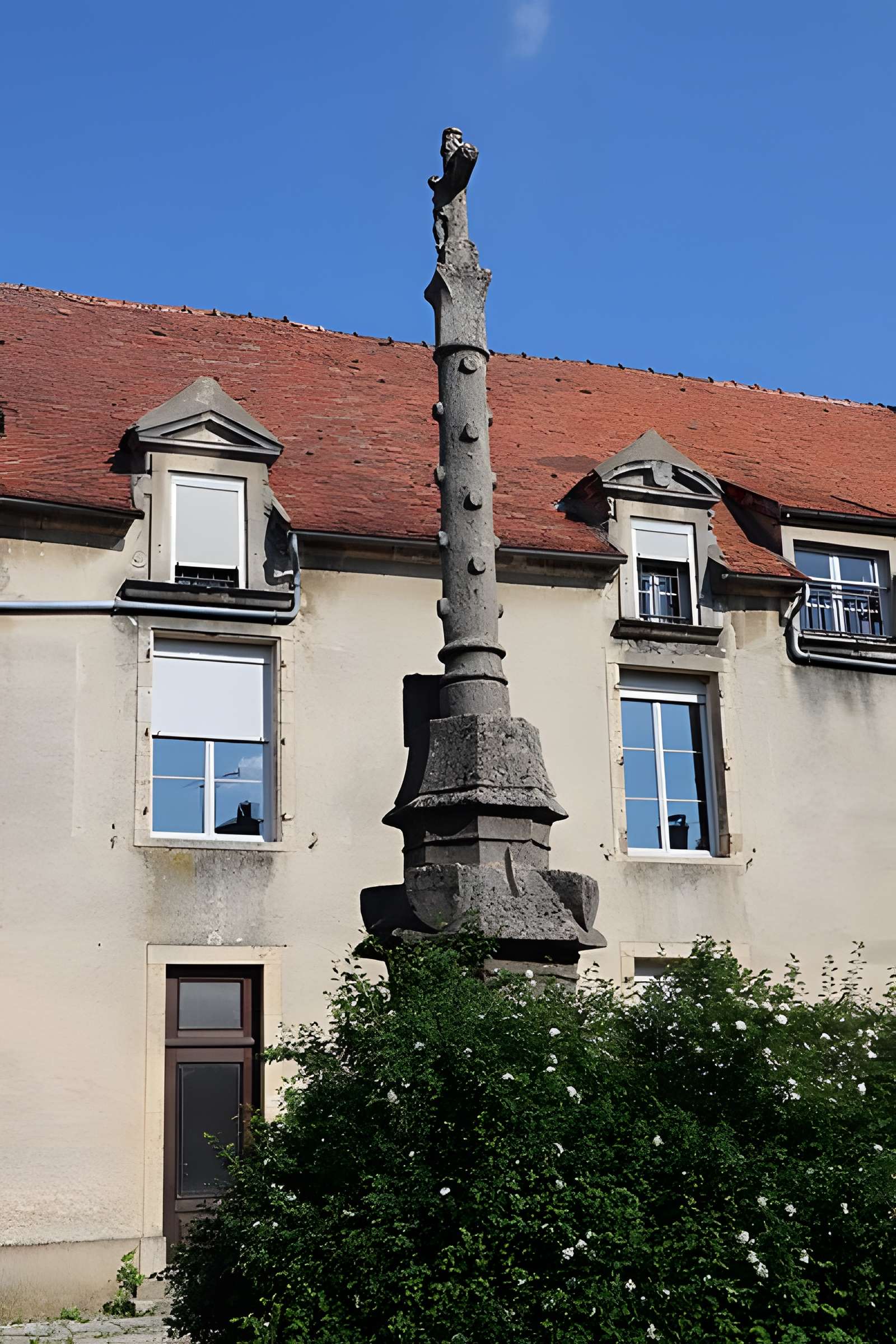 croix de Baigneux-les-Juifs