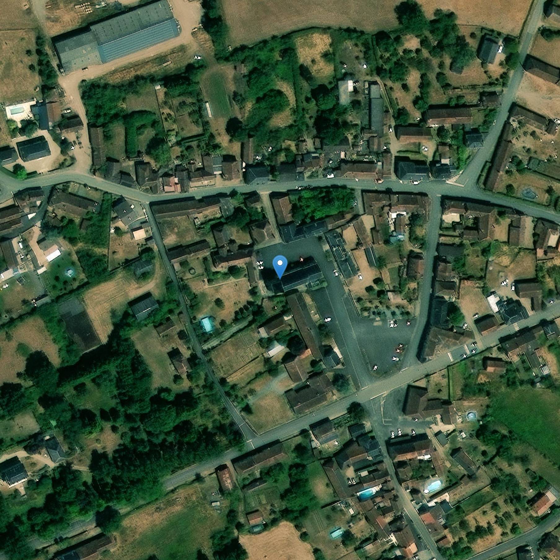 Photo de 利尼亚克圣克里斯托弗教堂