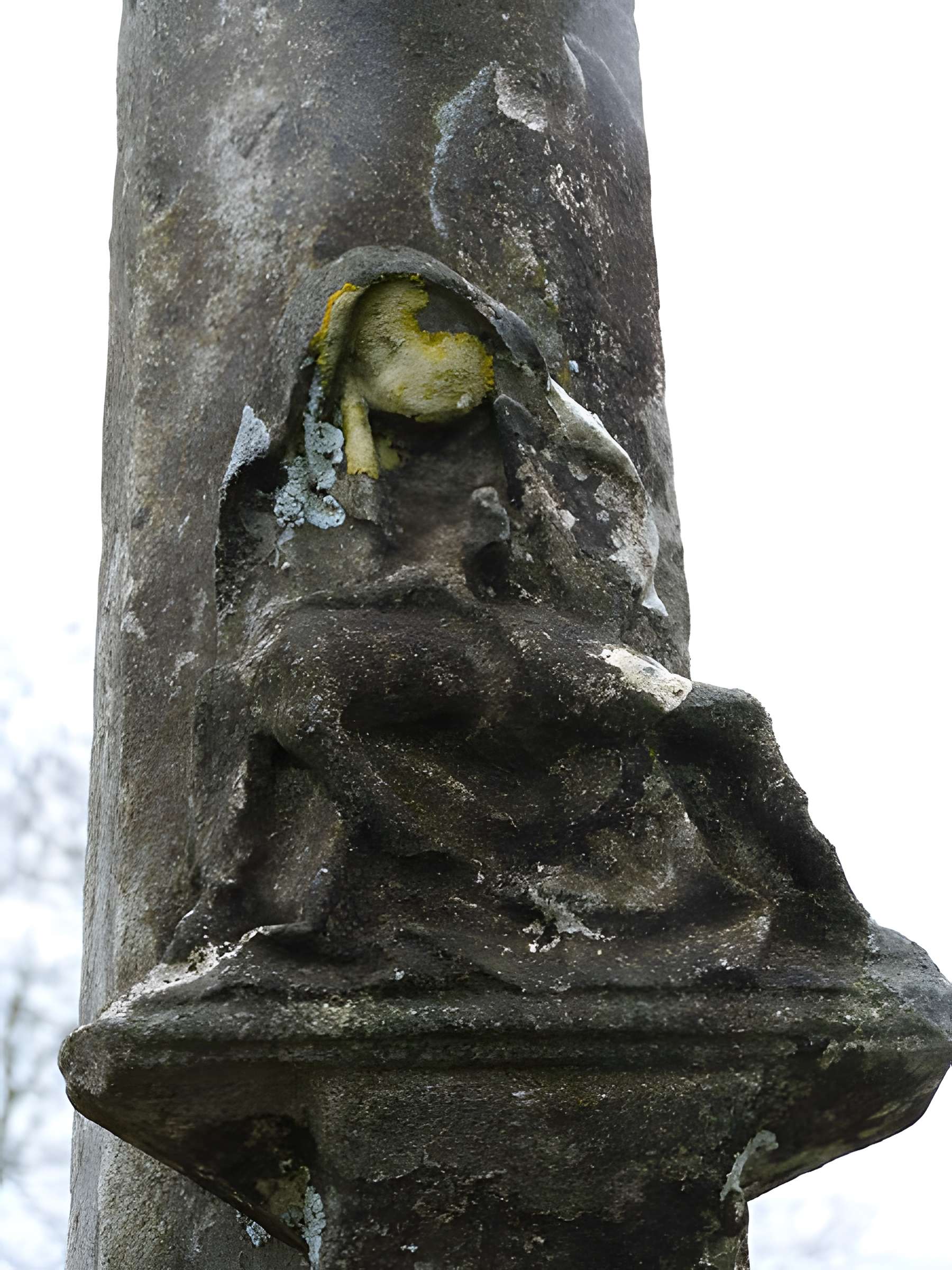 Croix de chemin dite Croix de Bleyssoles