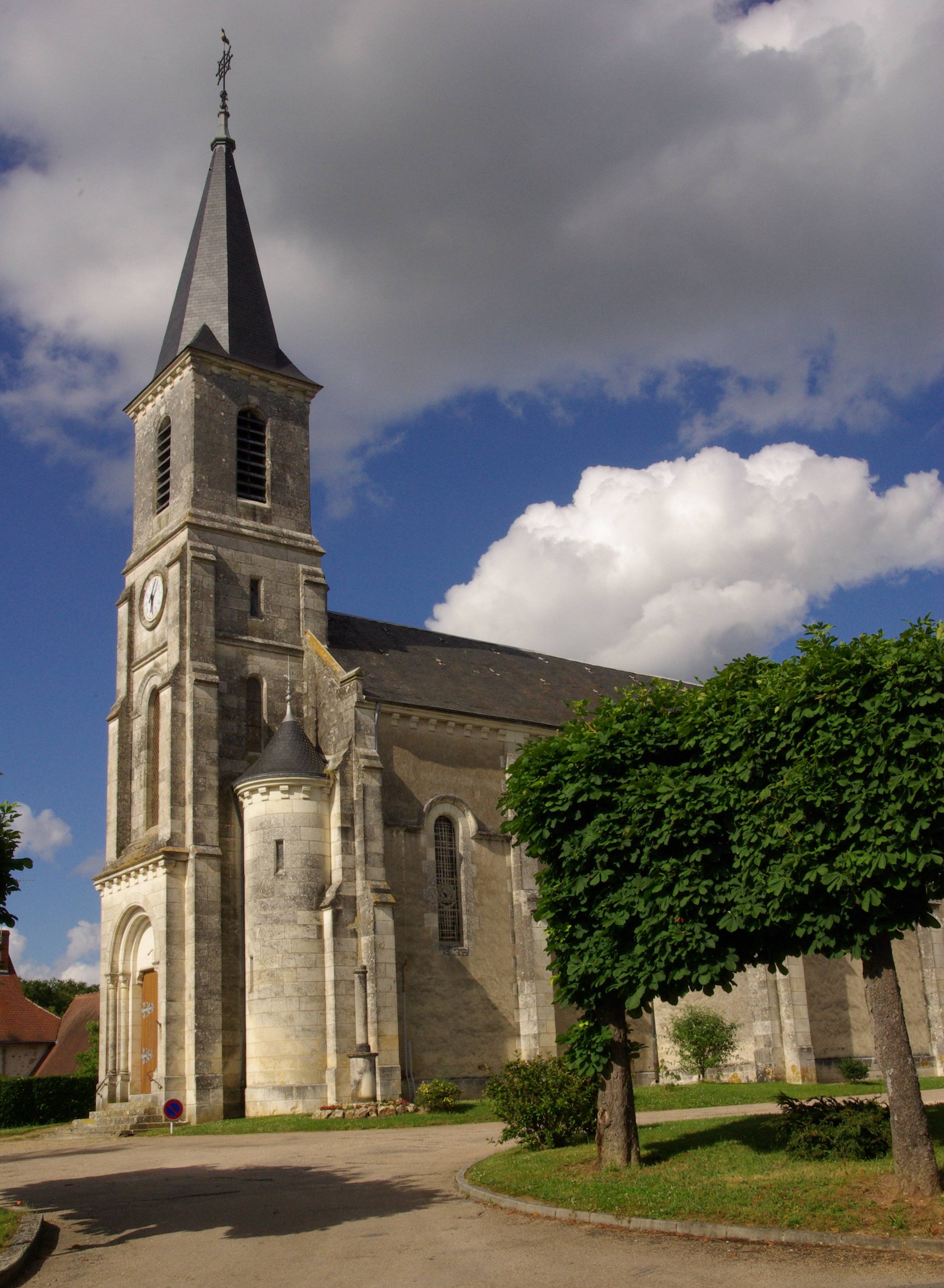 Photo de Saint Pierre and Saint Paul de Migné Church