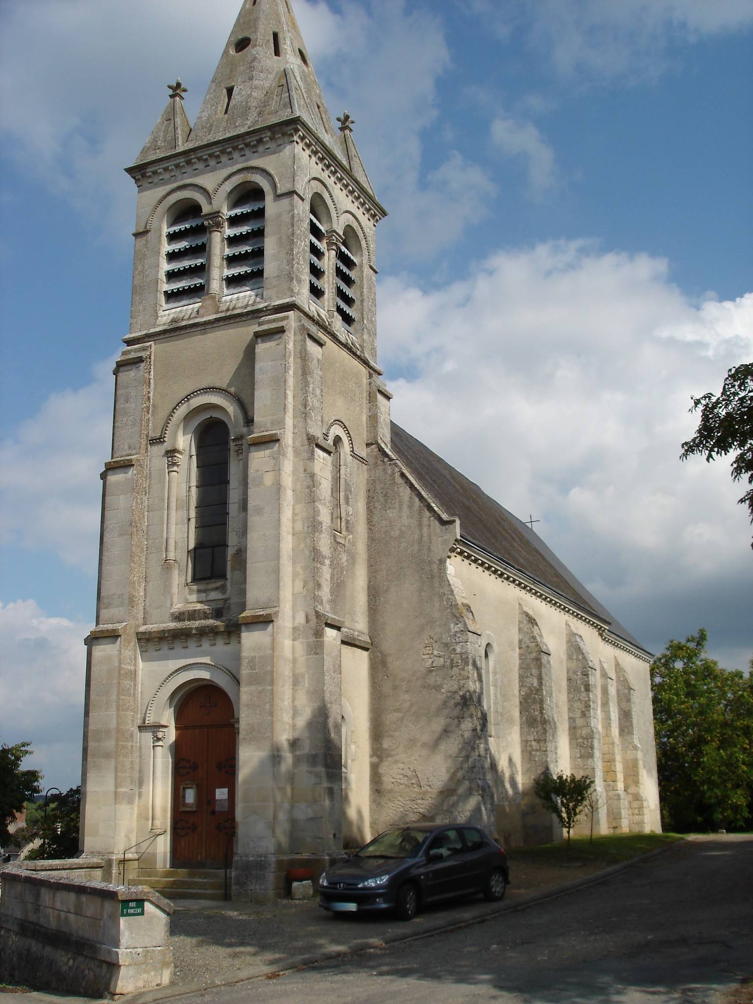 Photo de St. Vincent Kirche von Neons-sur-Creuse