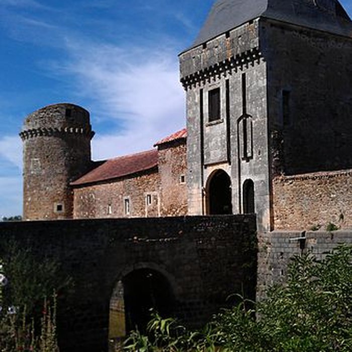 Photo de Château de Marconnay