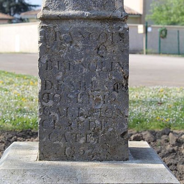 Photo de Croix de chemin de Feillens