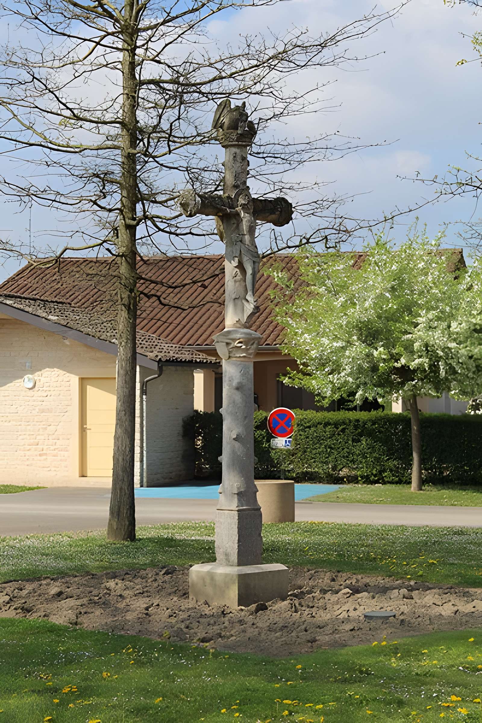 Croix de chemin de Feillens