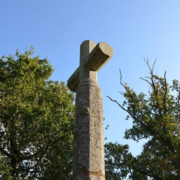 Croix de chemin de Malloué