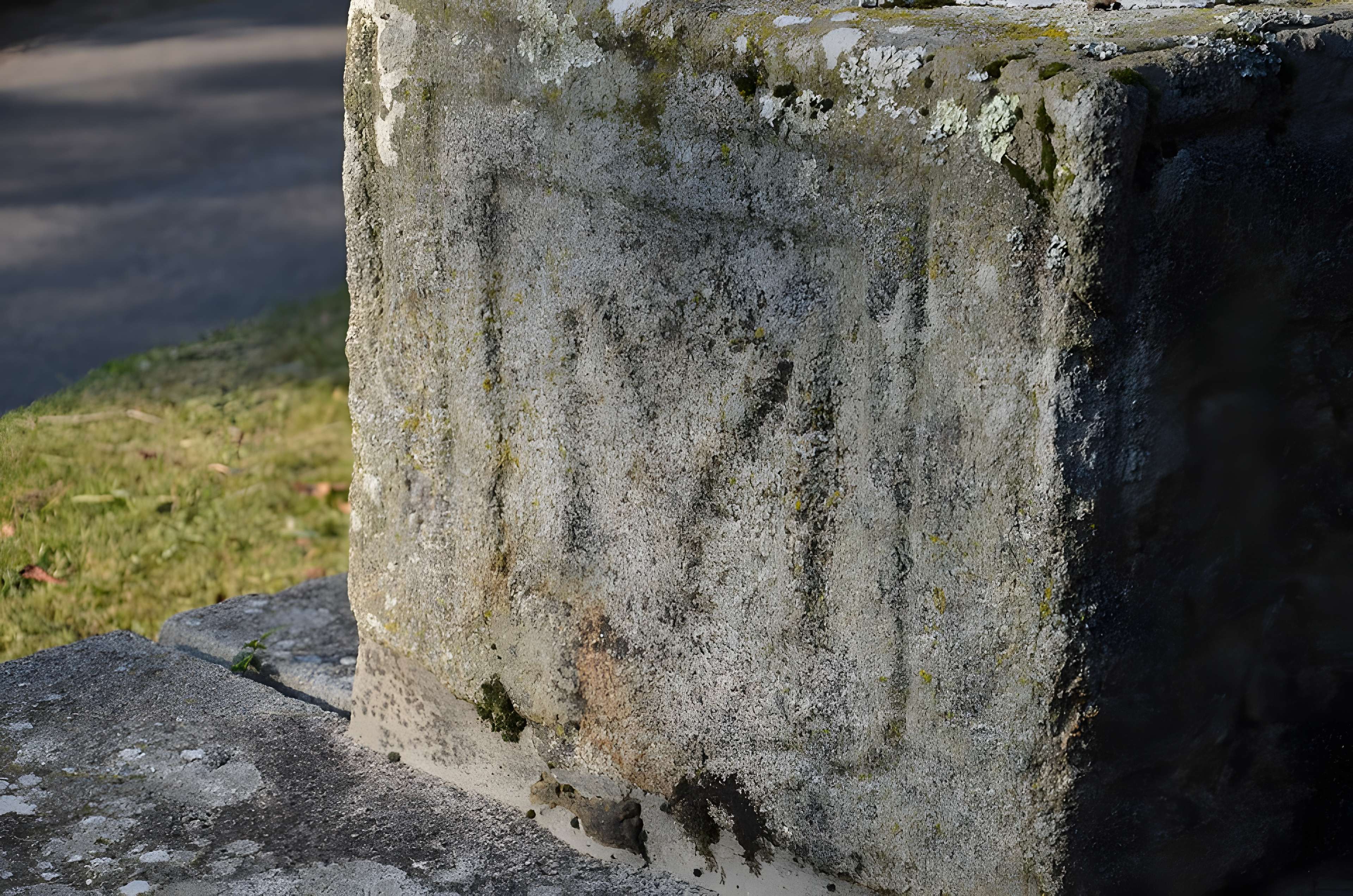 Croix de chemin de Malloué