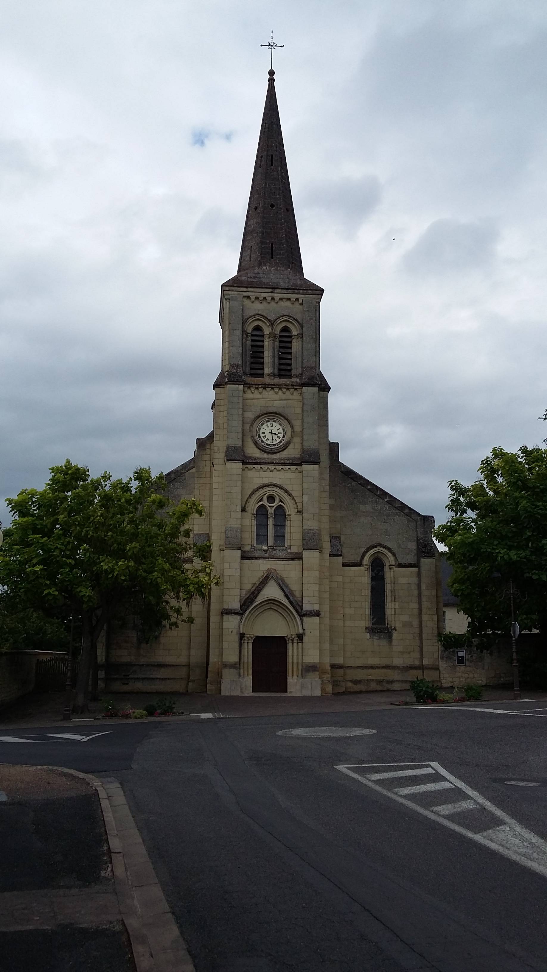 Photo de Église Notre-Dame-du-Rosaire de Beaumont-en-Véron