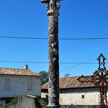 croix de cimetiere de daignac